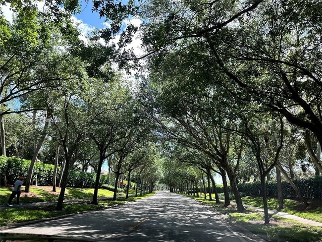 Building Photo - 4264 SW 132nd Wy