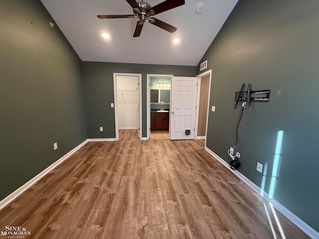 Building Photo - 27017 Carrington Pl