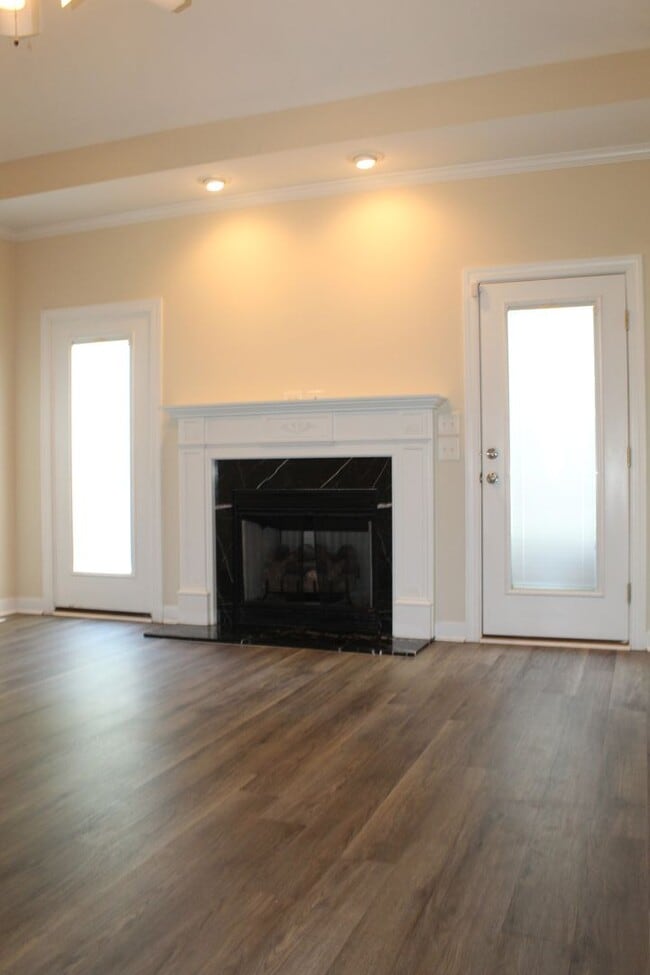 Building Photo - Dogwood Estates
