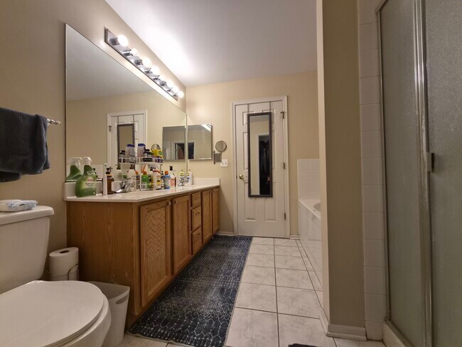 Building Photo - 2337 Hudson Cir