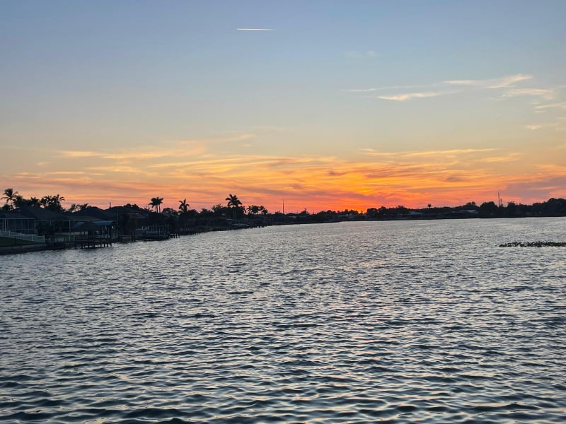 Building Photo - 544 SE 5th Ave