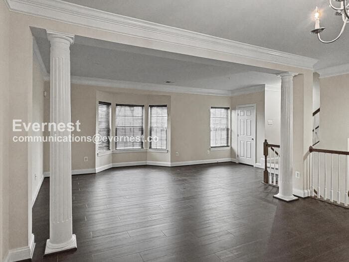 Building Photo - 1313 Cheswick Ln