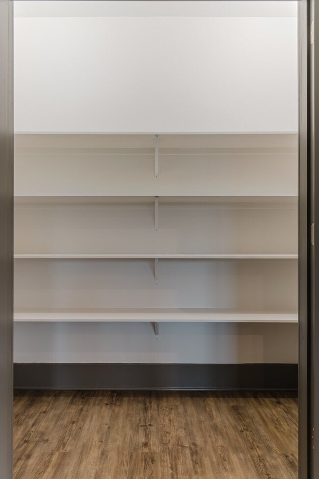 Building Photo - Rare Three- Bedroom Apartment Available at Washington Square!