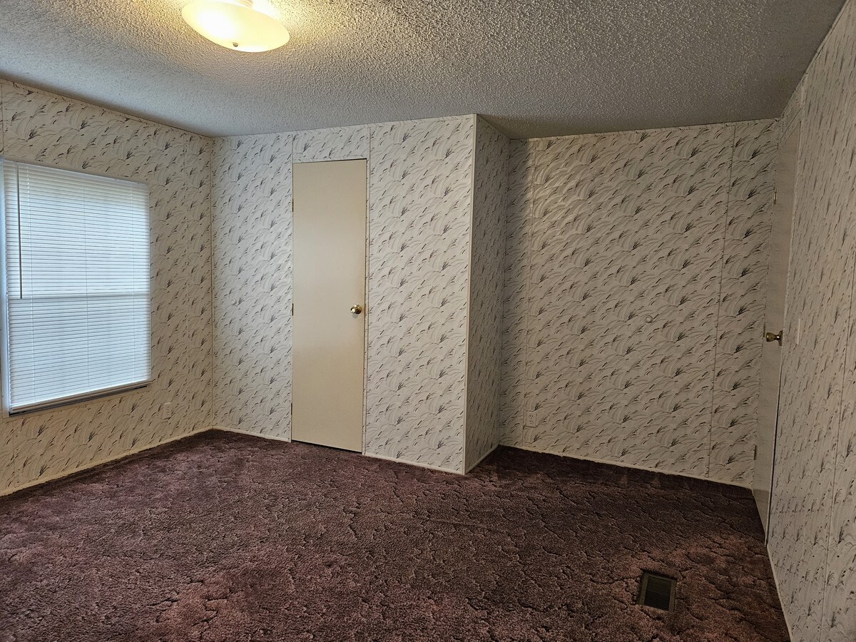 Building Photo - 9380 Seabright Ave