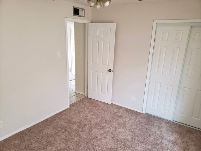 Building Photo - Spacious three-bedroom home for rent!