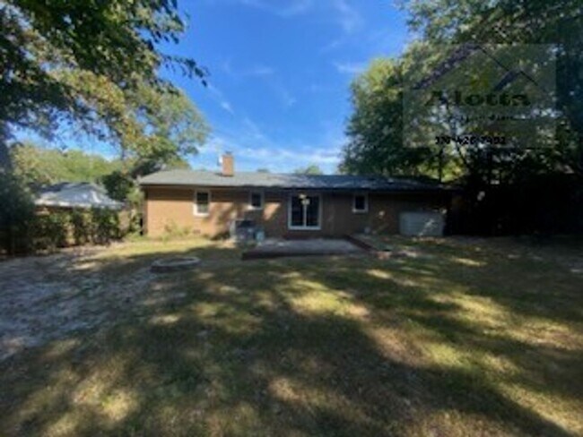 Building Photo - 5408 S Sumac Cir