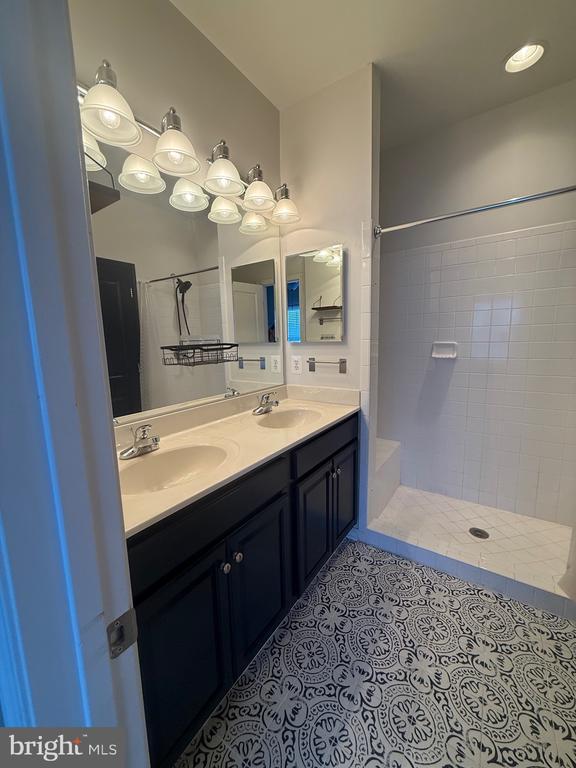 Building Photo - 89 Hunting Creek Ln