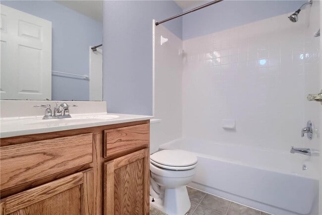 Building Photo - 1100 Emmitt Run