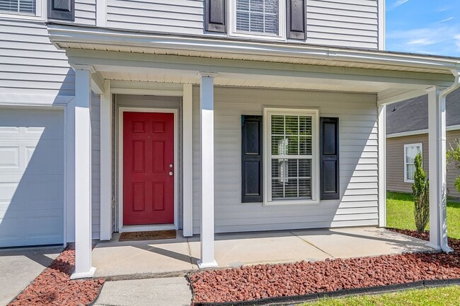 Building Photo - Charming 3BR Home with Private Fenced Backyard in Hunter’s Bend – Move-In Ready!