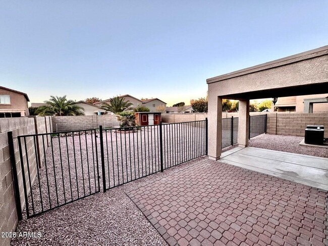 Building Photo - 42564 W Palmyra Ct