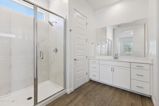 Building Photo - 531 S Owl Dr