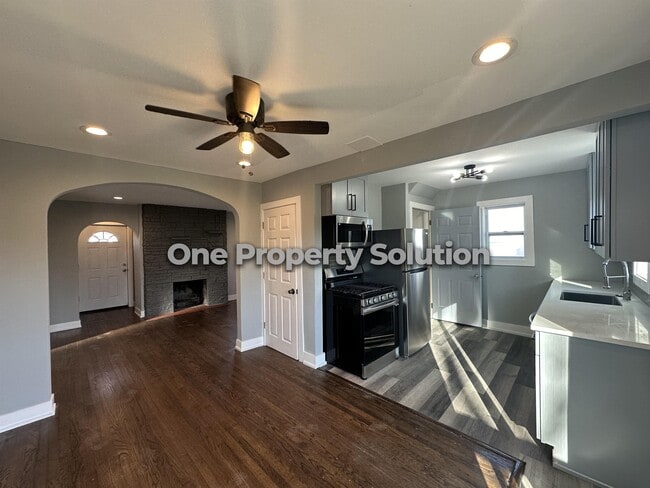 Building Photo - 6741 Columbia Ave