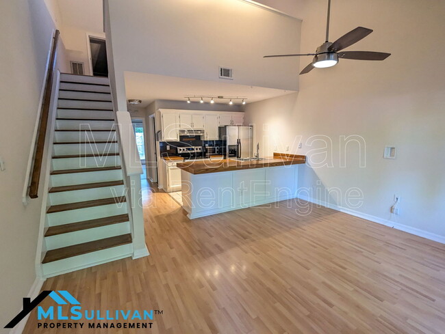 Building Photo - 602 Gatehouse Ln