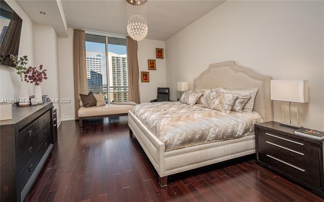 Building Photo - 901 Brickell Key Blvd