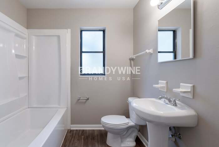 Building Photo - 4503 Anvers Blvd