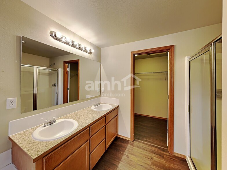 Building Photo - 5209 166th St Ct E