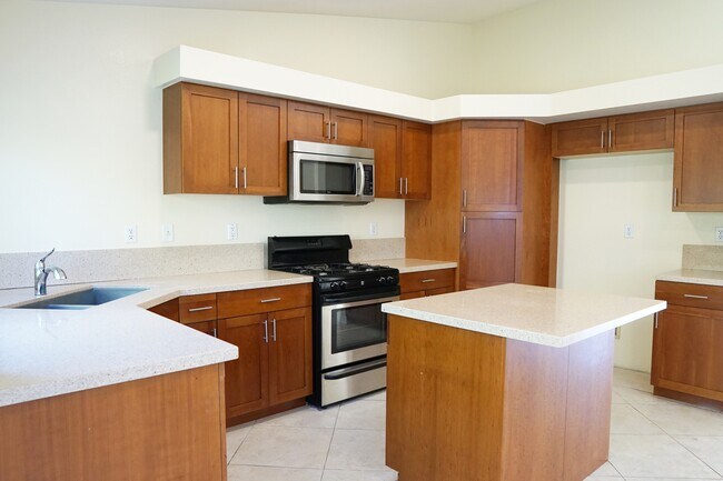 Building Photo - 78870 Sonesta Way