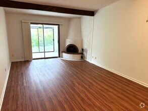 Building Photo - TOWNHOME - VILLAGE OF OAK CREEK - WILD TURKEY