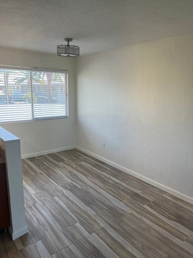 Dining - 6815 E 2nd St