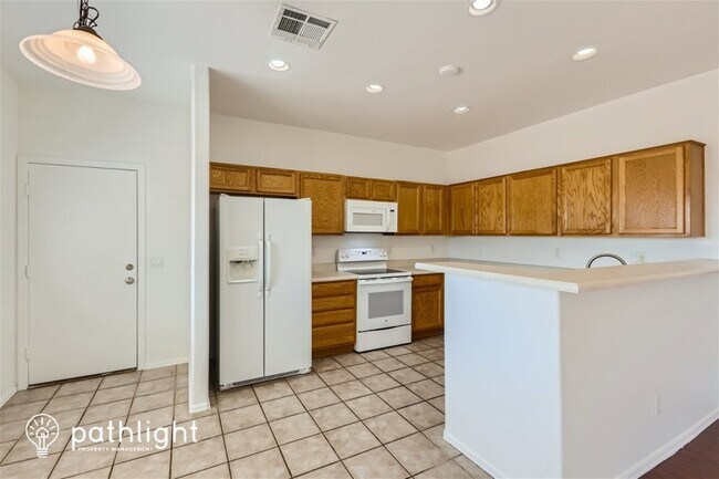 Building Photo - 7212 S 8Th Street