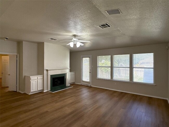 Building Photo - 3904 Cadoz Ct