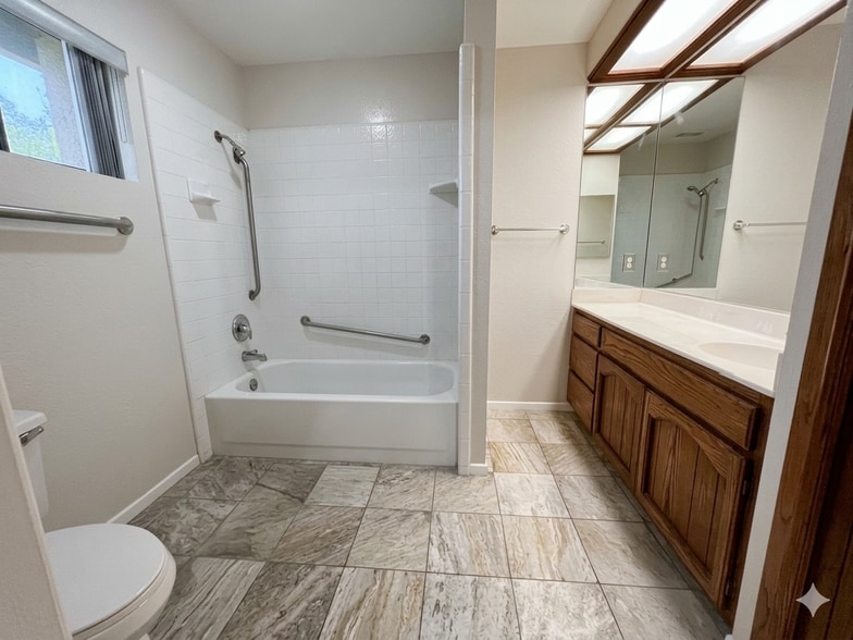 Bathroom - 5225 Paseo Panorama