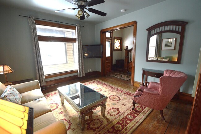 Building Photo - 2626 Union St