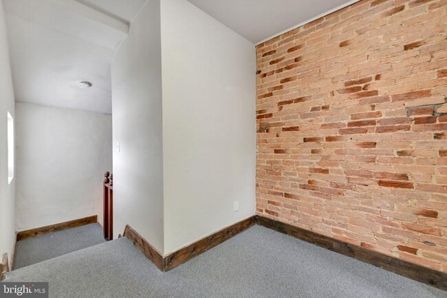 Building Photo - 1742 E Lombard St