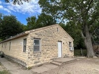 Building Photo - 223-223.5-2235 E Home St