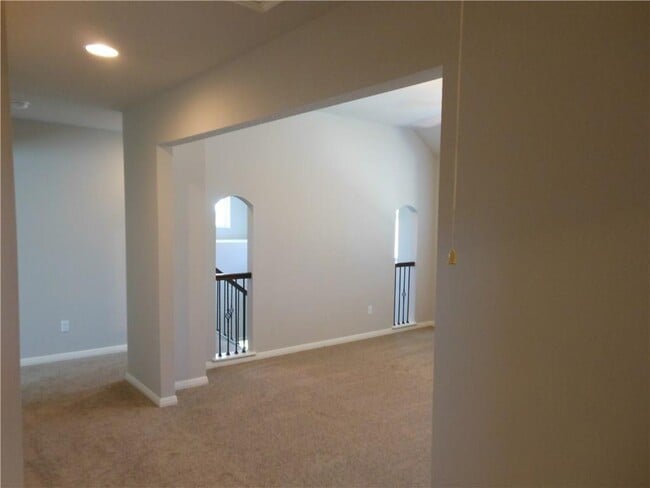 Building Photo - 369 Tilly Ln