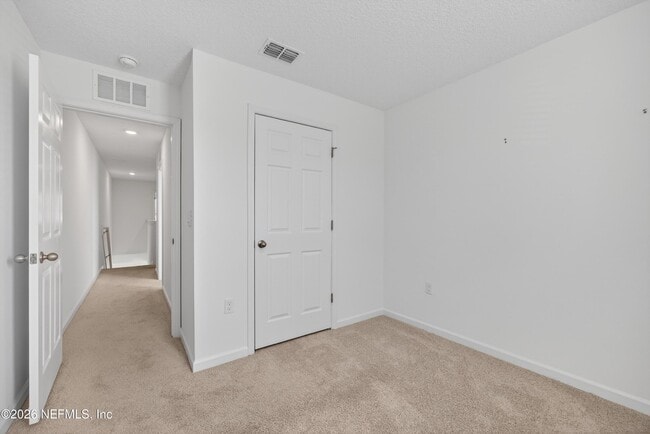 Building Photo - 125 Elmhurst Ln