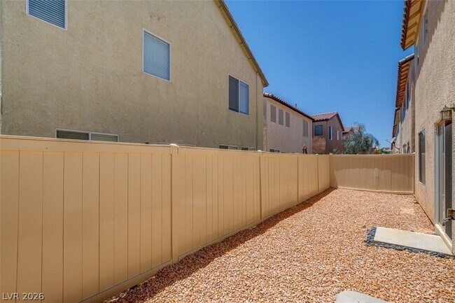 Building Photo - 5003 Groveland Ave