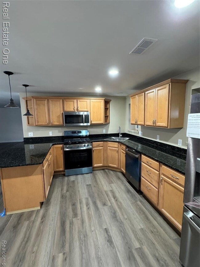 Building Photo - 7889 Chilson Rd