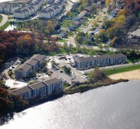 Building Photo - Water's Edge Apartments