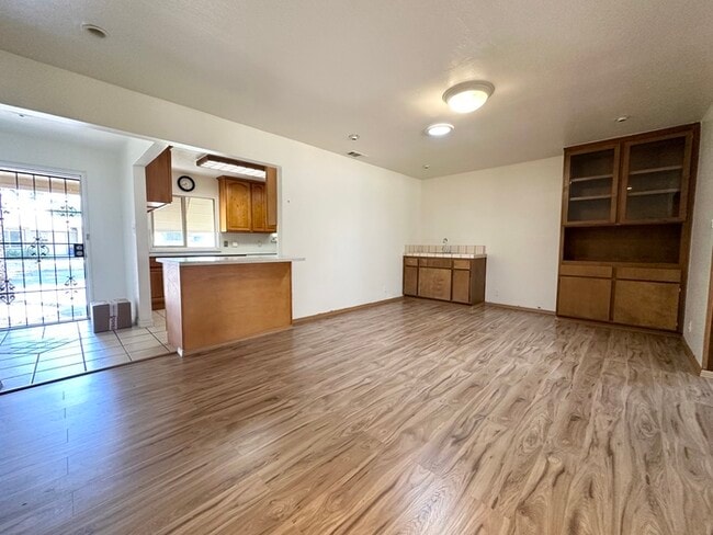 Building Photo - Charming Single-Story Home in Fair Oaks!