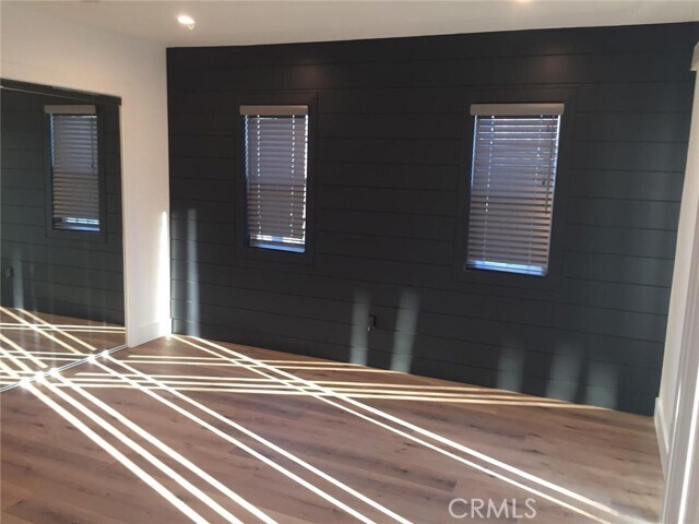 Building Photo - 5439 Agnes Ave