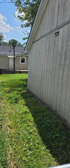Alley view of back yard and deck - 3348 Bohannon Ave