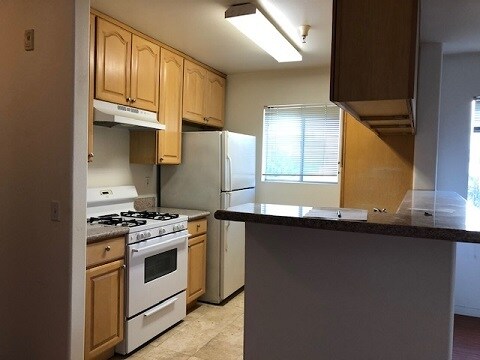 Building Photo - 2965 San Marino St