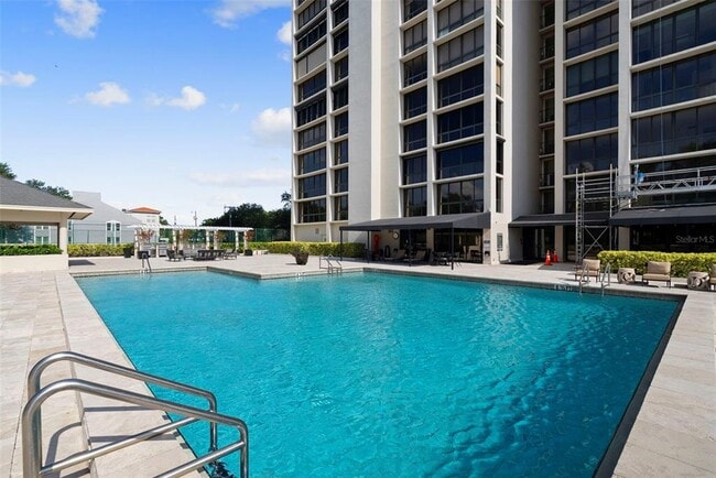 Building Photo - 3301 Bayshore Blvd