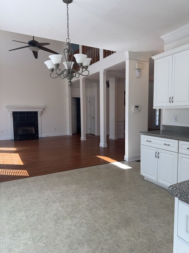 Building Photo - Beautiful Home in Martinez!
