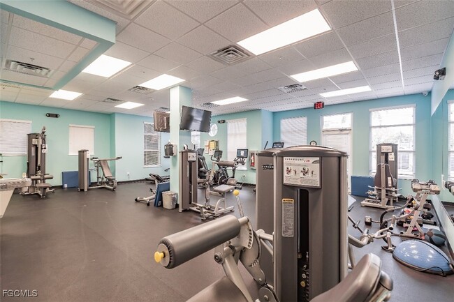 Building Photo - 2743 First St