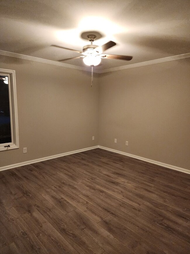Building Photo - Available Mid MAY -Newly Remodeled, 2 Bedroom, 2.5 bath townhome in Vernon River Plantation.
