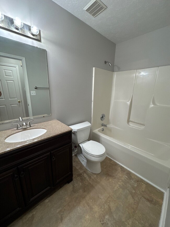 Building Photo - 4402 Dellafay Dr