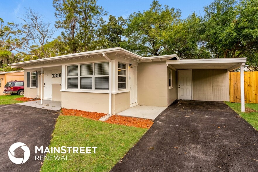 Building Photo - 1216 Claire Dr