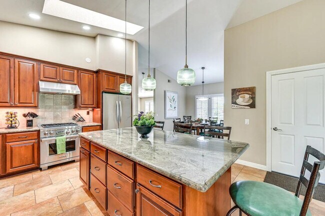 Building Photo - 1519 Via Hacienda