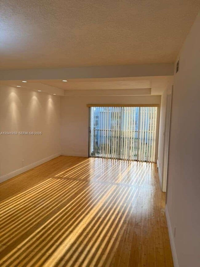 Building Photo - 8610 N Sherman Cir