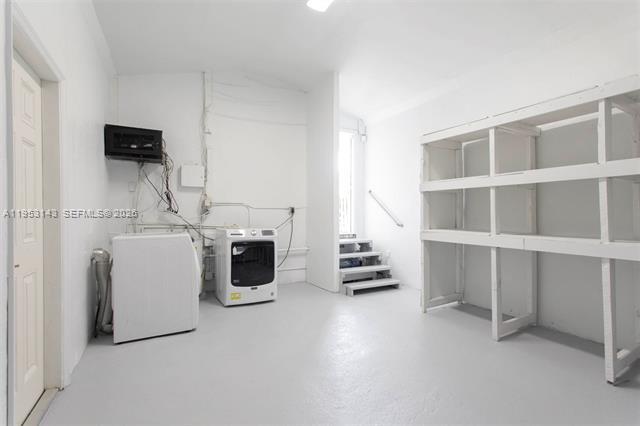 Building Photo - 7801 SW 58th Ave
