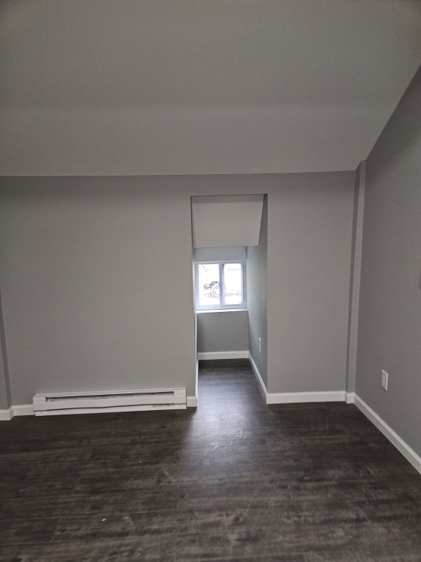 Building Photo - 158 Cliff St