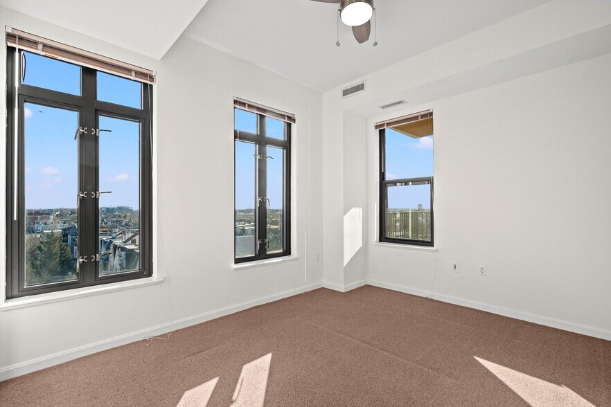 Bedroom - Ensuite #2 - 1390 Kenyon St NW