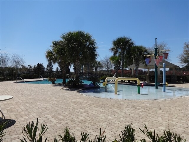 Building Photo - 3888 Falcon Crest Dr